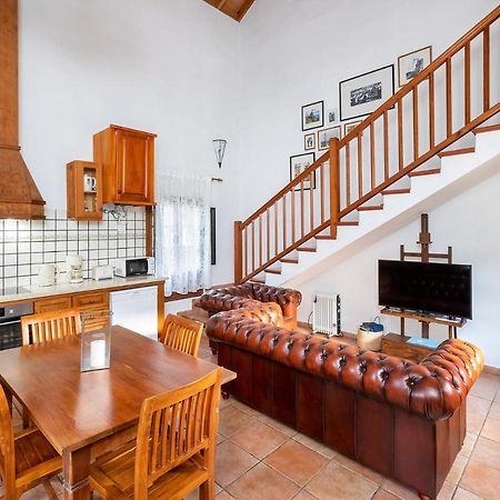 Las Casas Del Chorro Agulo Екстериор снимка