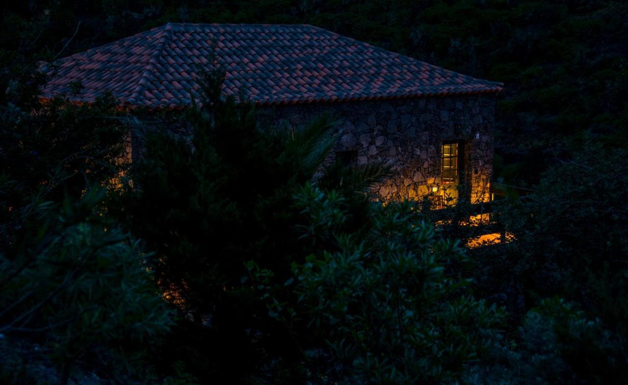 Las Casas Del Chorro Agulo Екстериор снимка