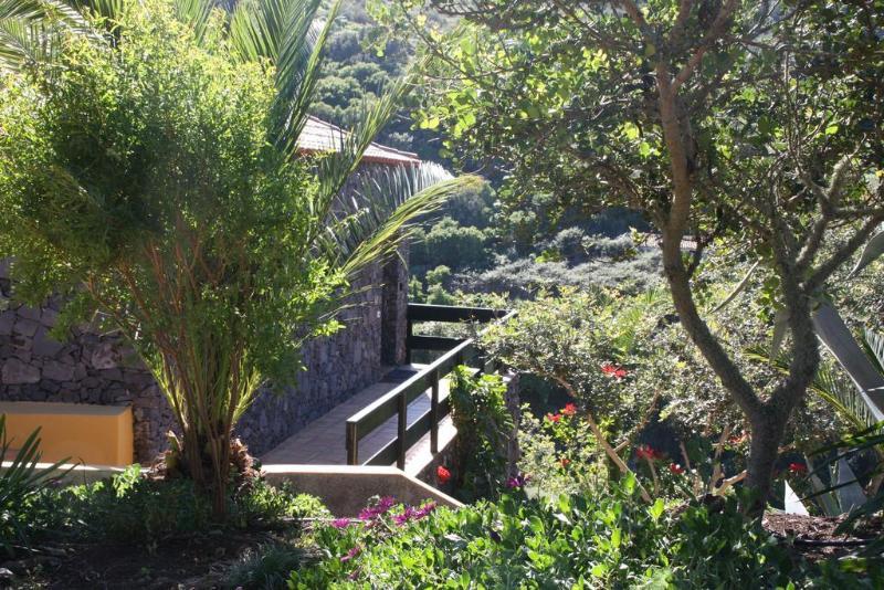 Las Casas Del Chorro Agulo Екстериор снимка