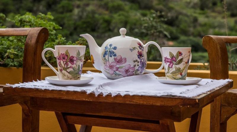 Las Casas Del Chorro Agulo Екстериор снимка