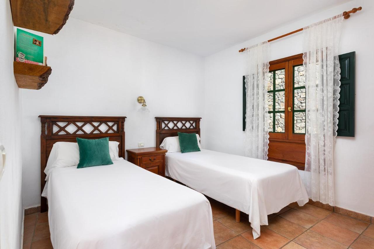 Las Casas Del Chorro Agulo Екстериор снимка