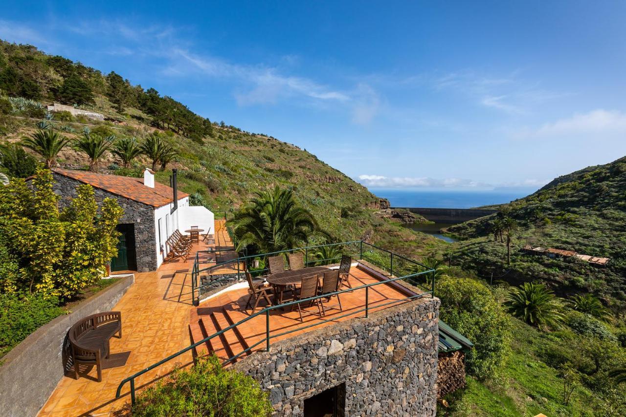 Las Casas Del Chorro Agulo Екстериор снимка