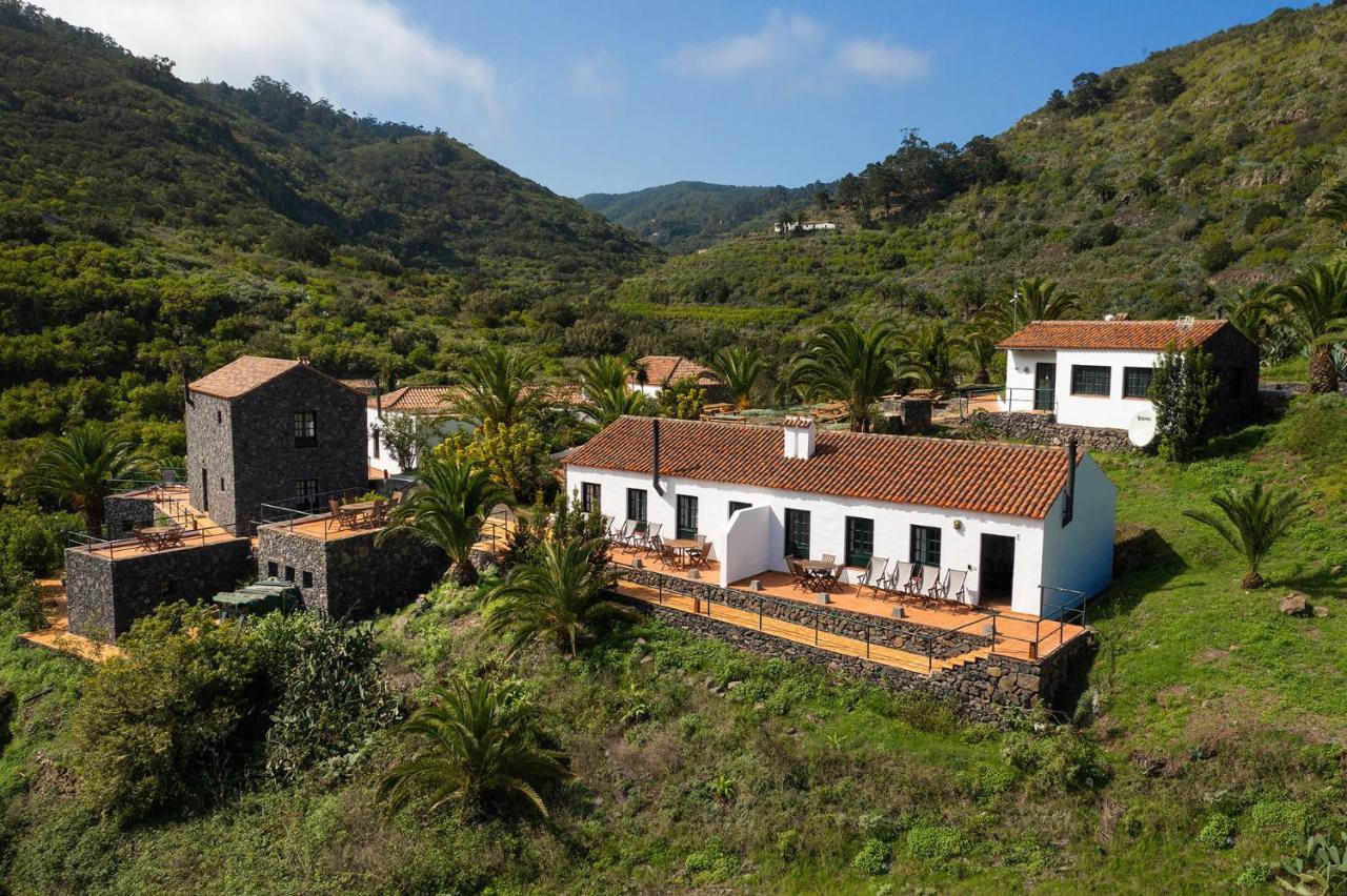 Las Casas Del Chorro Agulo Екстериор снимка