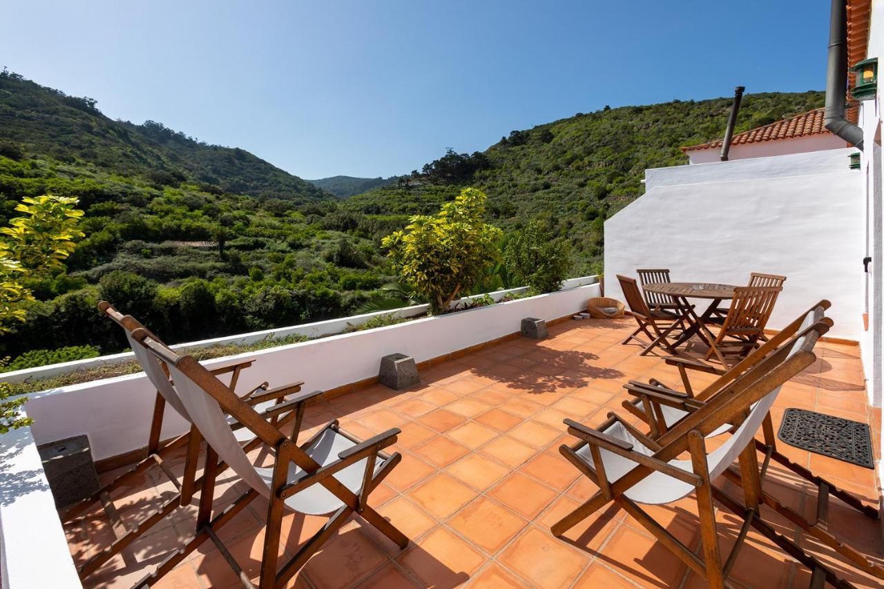 Las Casas Del Chorro Agulo Екстериор снимка