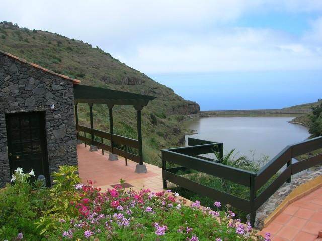 Las Casas Del Chorro Agulo Екстериор снимка